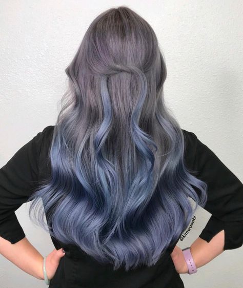 Gray Blue Hair, Grey Blue Hair, Hairstyle Color Ideas, Ash Blue Hair, Ash Gray Hair Color, Blue Grey Hair, Hairstyle Color, Silver Blonde Hair, Korean Hair Color