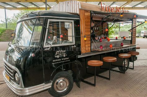 Food Truck Wine Bar, Rv Food Truck Conversion, Wine Truck Mobile, Mobile Wine Bar, Mobile Bar Trailer, Wine Truck, Kombi Food Truck, Foodtrucks Ideas, Coffee Food Truck