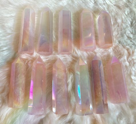 Crystal Wishlist, Angel Aura Rose Quartz, Crystals Healing Grids, Angel Quartz, Pictures Of Crystals, Rose Aura Quartz, Aura Rose Quartz, Pink Aura Quartz, Rose Aura