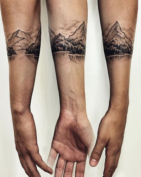 Black Band Tattoo, Natur Tattoo Arm, Berg Tattoo, Winter Tattoo, Mountain Range Tattoo, Tattoo Band, Nature Tattoo Sleeve, Tattoo Nature, Forearm Band Tattoos