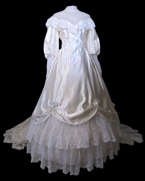 1980s does Victorian Inspired Wedding Dress: I forgot to show y'all I posted this a few days ago. I get so excited working with completely different styles of wedding dresses like this. I could so easily picture this dress being worn with a big sash and now, accompanied by a beautiful elaborate sun hat. The skirt is so full that my hoop skirt still couldn't fill it out completely, which means there is even more potential for poof! This one very much reminds me of "Gone with the Wind". #We... Victorian Inspired Wedding Dress, Victorian Inspired Wedding, Different Styles Of Wedding Dresses, Styles Of Wedding Dresses, Inspired Wedding Dress, Victorian Wedding Dress, Hoop Skirt, Fancy Wedding Dresses, Victorian Wedding