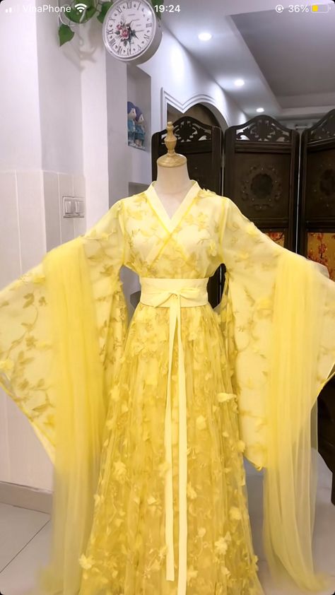 Yellow Hanfu, China Hanfu, Yellow Kimono, Chinese Fancy Dress, Chinese Outfit, Kimono Style Dress, Japanese Costume, Ancient Chinese Clothing, Chinese Clothing