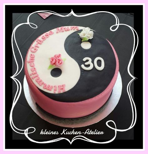 Yin Yang Art, Adult Birthday Cakes, July Birthday, Ying Yang, 18th Birthday, Yummy Cakes, Bday Party, Yin Yang, Cake Designs