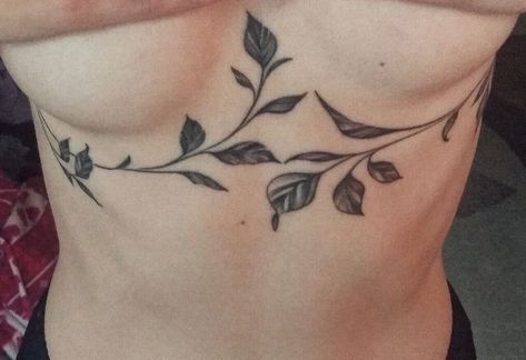 Gothic Back Tattoos For Women, Bat Sternum Tattoo Women, Traditional Sternum Tattoo Women, Goth Underboob Tattoo, Simple Chest Tattoos Female, Bat Sternum Tattoo, Gothic Sternum Tattoo, Flower Sternum Tattoo, Earthy Tattoos