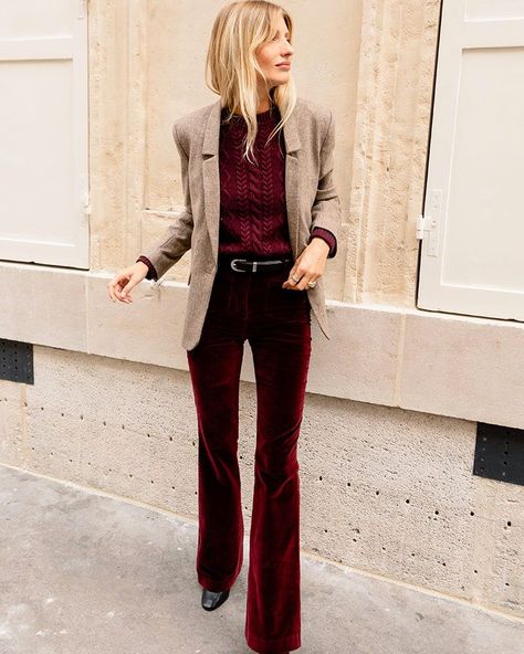 Velvet Fall Outfits, Burgundy Flare Pants Outfits, How To Wear Burgundy, Style Burgundy Pants, Burgundy Velvet Pants Outfit, Fall 2024 Outfit Inspiration, Flare Corduroy Pants Outfit, Burgundy Corduroy Pants Outfit, Brown Velvet Pants Outfit