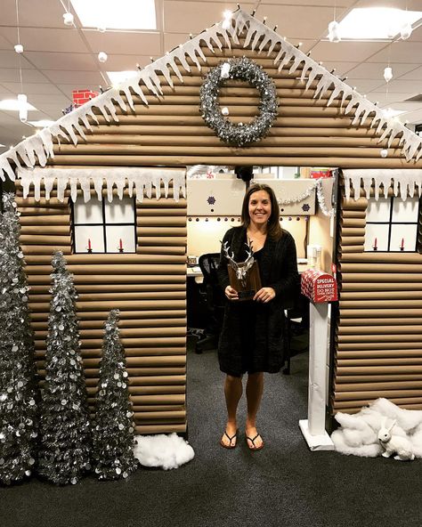 38 Likes, 5 Comments - @stang02mu on Instagram: “Winning the office Holiday Cubicle Decorating Contest ✅ #logcabincubicle #logcabinlife” Christmas Office Decorations Cubicles, Christmas Work Decorations, Christmas Cubicle Decor, Office Christmas Decorations Cubicles, Office Christmas Ideas, Cubicle Decor Ideas, Office Holiday Decor, Christmas Cubicle Decorations, Christmas Cubicle