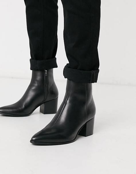 Mens Heeled Boots, Pointed Chelsea Boots, Heels Boots Outfit, Black Dress Boots, Chelsea Boots Men Outfit, Boots Men Outfit, Men High Heels, Boots Outfit Men, Black Boots Men