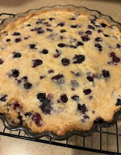 Appalachian Foods and Recipes | Crustless Blueberry Pie on this rainy day | Facebook Honey Cornbread Muffins, Easy Banana Cream Pie, Blueberry Pie Recipe, Blueberry Smoothie Bowl, Banana Cream Pie Recipe, Banana Split Cake, Honey Cornbread, Berry Smoothie Recipe, Good Pie