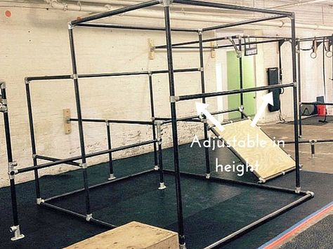 Parkour Bar that is Adjustable in Height Diy Parkour, Parkour Course, Parkour Equipment, Parkour Gym, Calisthenics Gym, Backyard Gym, Ninja Warrior Course, Boys Gymnastics, Adult Playground