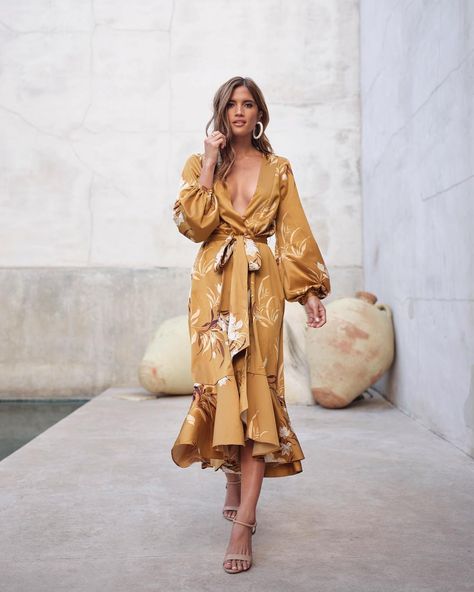 Rocky Barnes Fall Boho Dress, Chicwish Skirt, Rocky Barnes, Mode Kimono, Floral Print Kimono, Floral Kimono, Satin Maxi Dress, Kimono Dress, Maxi Wrap Dress