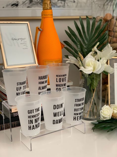 Cute party cups!  #drake #drakequotes #drakelyrics #ovo #party #rapper #drakeparty #bach #bachelorette Rap Bachelorette Party, Drake Party, Drake Birthday Party, Party Lyrics, Drake's Birthday, Party Favors Bachelorette, Worst Behavior, Sleepover Birthday, Sweet 17