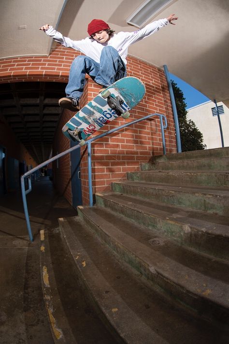 90s Skate Fashion, 90s Skater Aesthetic, Skater Pics, 90s Skaters, Mid 90s Aesthetic, Sunny Suljic, Photography 90s, Skate Bord, Skate Outfit