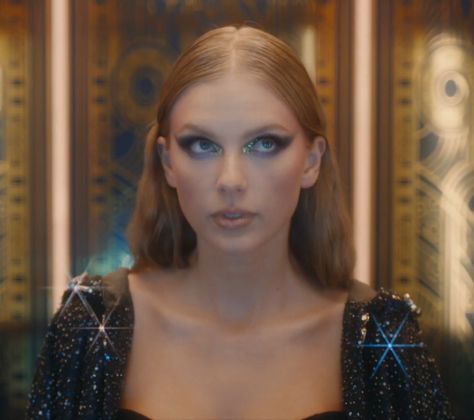 Midnights, Bejeweled Music Video Taylor Swift Profile, Taylor Swift Bejeweled, Taylor Swift Pfp, Taylor Swift Costume, Midnights Era, Forever Girl, Concert Fits, Swift 3, Taylor Swift 13