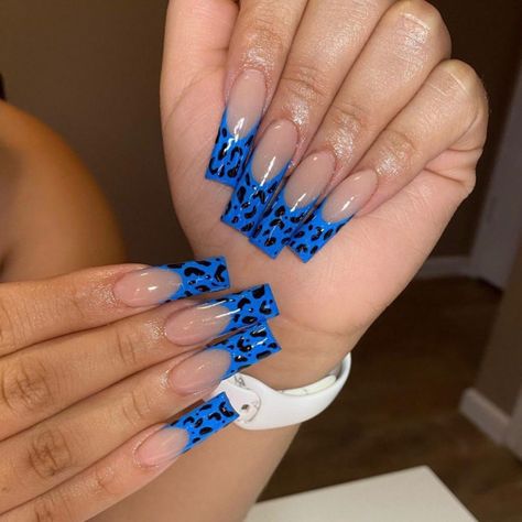 leopard print royal blue french tip nails, royal blue french tip nails, cheetah print royal blue tip nails Dark Blue Cheetah Nails, Blue Nails With Cheetah Print, Royal Blue Leopard Nails, Blue Nails Leopard, Blue Leapord Nails, Royal Blue Nails Tips, Blue Zebra Print Nails, Blue Cheetah Print Nails, Nail Designs Royal Blue