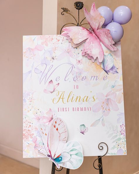 Butterfly-themed welcome board Boho Butterfly Themed Birthday Party, Butterfly Theme One Year Party, Butterfly Theme Welcome Board, Butterfly Welcome Board, Butterfly First Birthday Party Decoration, 1st Birthday Girl Butterfly Theme, 1 Birthday Girl Theme, Butterfly Birthday Ideas, First Birthday Butterfly Theme