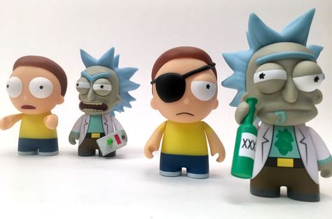 Kidrobot teases more "Rick and Morty" mini figures! Rick And Morty Sculpture, Clay Candle, Toy Sculpture, Rick Y Morty, Polymer Clay Figures, Cute Clay, Vinyl Toys, Clay Figures, Character Design Animation