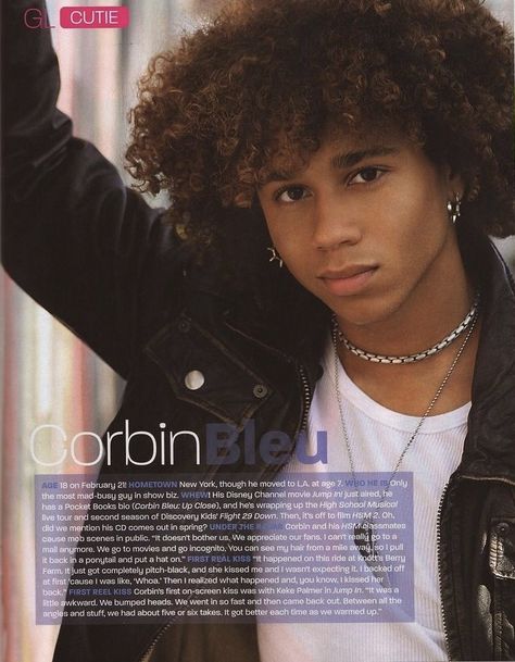 Corbin Bleu 2000s, Corbin Bleu, Drawing People Faces, Discovery Kids, Actor Picture, High School Musical, Cute Celebrity Guys, Cute Celebrities, Pretty Selfies