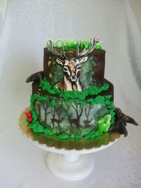 Cake for a hunter by Vebi cakes Deer Hunting Birthday Cake, Happy Birthday Hunting, Happy Birthday Hunter, Deer Birthday Cake, Duck Hunting Cakes, Deer Hunting Cake, Hunting Cake Topper, Hunting Birthday Cakes, Masculine Cake