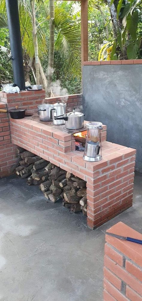 Brick Stove, Dirty Kitchen, Desain Pantry, Outdoor Kitchen Plans, Farmhouse Tile, Backyard Pavilion, Backyard Kitchen, Pizza Oven Outdoor, Outdoor Kitchen Patio