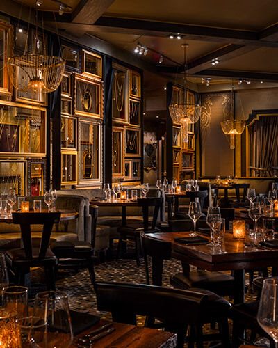 Las Vegas Dining, Best Restaurants In La, Cosmopolitan Las Vegas, Vegas Restaurants, Las Vegas Restaurants, Boutique Business, Piano Bar, Romantic Restaurant, The Cosmopolitan