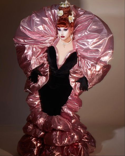 Drag Outfit Ideas, Banquet Outfits, Drag Costume, Drag Outfits, Race Fashion, Drag Clothing, Banquet Outfit, Bio Queen, Drag Dresses