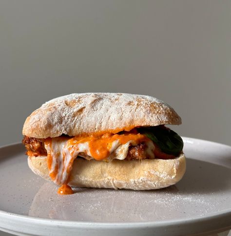 spicy vodka chicken parm sando — baby cocinera Vodka Sauce Chicken Parm, Vodka Chicken Parm, Vodka Chicken, Creamy Vodka Sauce, Pasta Alla Vodka, Alla Vodka, Vodka Sauce, Chicken Parm, How To Make Sandwich