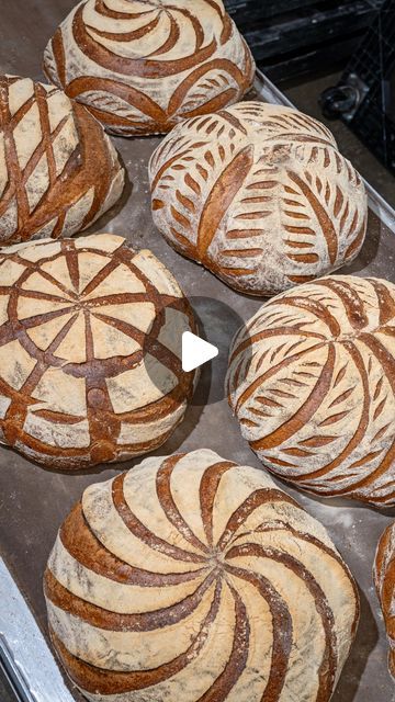 Artisan Bread Design, Bread Artisan, Bread Design, Bread Scoring, Artisan Bakery, Homemade Sourdough Bread, Artisan Bread Recipes, French Bakery, Farmers Markets