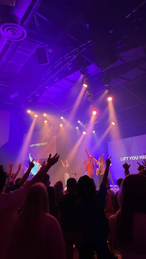 Church Aesthetic Christian, God Centered Relationship, Worship Night, Church Worship, Gods Princess, Church Aesthetic, Worship Jesus, Jesus Stories, Get Closer To God