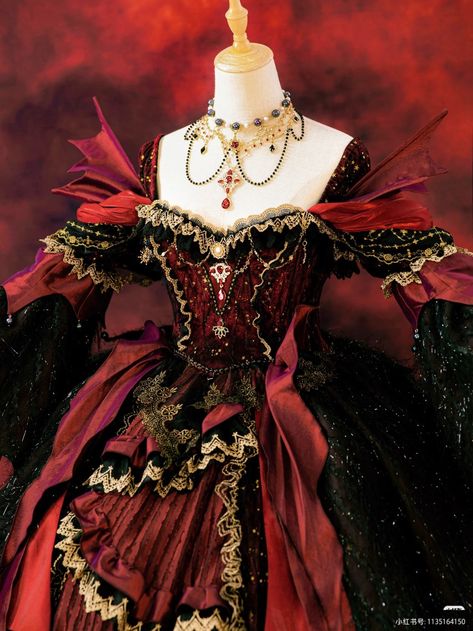 Red Black And Gold Dress, Red Queen Outfit, Gold Fantasy Dress, Royal Red Dress, Red Queen Dress, Vampire Dress, Queen Dresses, Gold And Black Dress, Queen Outfit