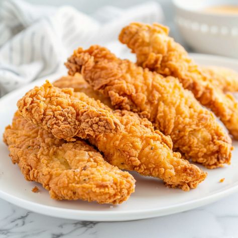 Extra Crispy Fried Chicken Tenders - Krystel's Cooking Kfc Chicken Strips Recipe, Easy Fried Chicken Tenders, Crispy Fried Chicken Tenders, Fried Chicken Tenders Recipe, Extra Crispy Fried Chicken, Best Crispy Chicken, Chicken Stripes, Easy Fried Chicken, Chicken Tenders Recipe