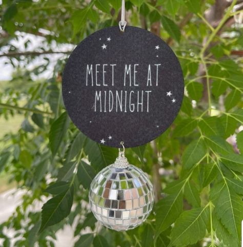 Chritmas Lights, Midnight Taylor Swift, Taylor Swift Gifts, Swift Car, Taylor Swift Birthday Party, Diy Witch, Taylor Swift Christmas, Meet Me At Midnight, Taylor Swift Merch