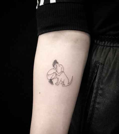 75 Suuuuuuuper Tiny Tattoos That Even Your Grandma Will Approve Of Tatoo Dog, Beagle Tattoo, Small Dog Tattoos, Tattoo Placements, Dog Memorial Tattoos, Inner Forearm Tattoo, Small Girl Tattoos, Inspiration Tattoos, Disney Tattoo