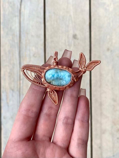 Wire wrapped whale pendant made with larimar and copper wire. Sea Creature Jewelry, Rings Tutorial, Jewelry Wrapping, Wire Rings Tutorial, Gem Pendant, Wire Wrap Jewelry Designs, Wire Wrapped Jewelry Diy, Wire Jewelry Designs, Wire Work Jewelry