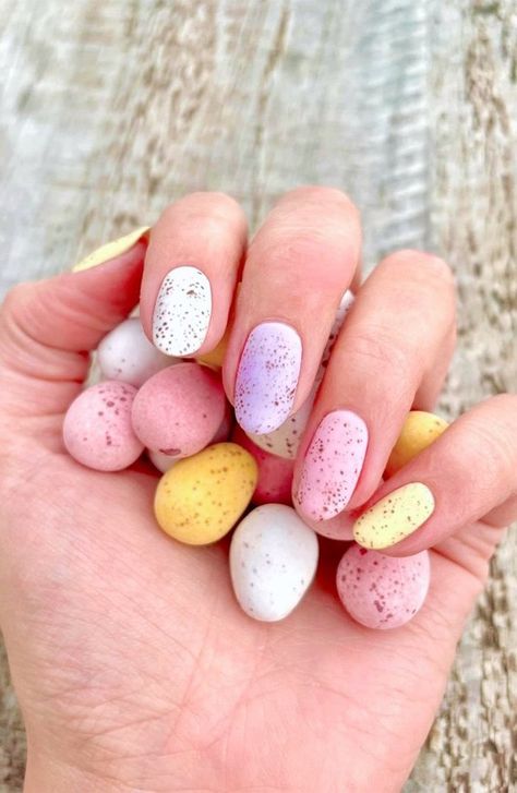 Image edited by AirBrush App. Filter: Seasons > Garden. Speckled Egg Easter Nails. #nails #nailart #nailsart #gelnails #nailsalon #acrylicnails #nailsoftheday #nailstyle #lovenails #nailsinspire #nailsaddict #photoeditor #filter #airbrushapp #retouch #airbrushfilter Nail Festive, Nail Designs Easter, Spring Nails Easter, Nail Art Easter, Easter Egg Nails, Easter Nails Designs, Easter Themed Nails, French Easter, Egg Nails