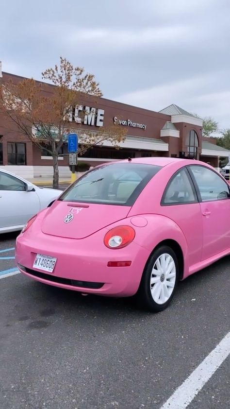 All Things Pink 🎀 Content creator on Instagram: “Dream Car ✨💕 . . . #pinkobbsessed #pinkcar #pinkloverscommunity #pinkpinkpink #cardsreels #pinkdream #pinkeverything🎀” Pink Beatles Car, Bug Mobile, Beatles Car, Pink Volkswagen, Pink Volkswagen Beetle, Pink Car Interior, Punch Buggy, Car Pink, Volkswagen Beetles