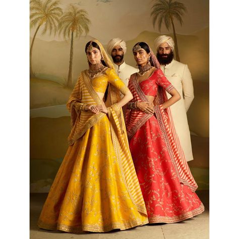 Pinterest: @Kismat Indian Wedding Attire, Sabyasachi Collection, Sabyasachi Mukherjee, Sabyasachi Lehenga, Indian Bride Outfits, Indian Brides, Indian Bridal Dress, Ghagra Choli, Indian Bridal Fashion