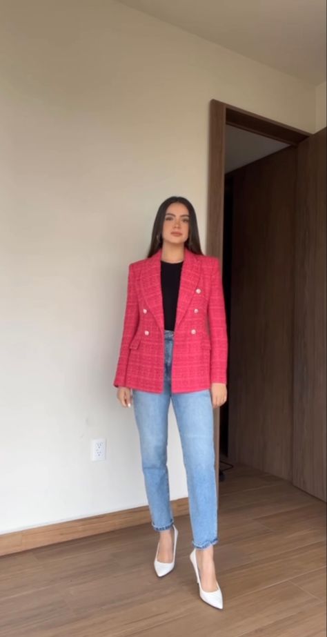 Girly Work Outfits, Bussines Casual Women Outfits, Semiformal Outfit Mujer, Outfit Semiformal Mujer, Outfit Formal Juvenil, Bussines Casual Woman, Ootd Formal, Outfit Formal Mujer, Blazer Outfits Casual