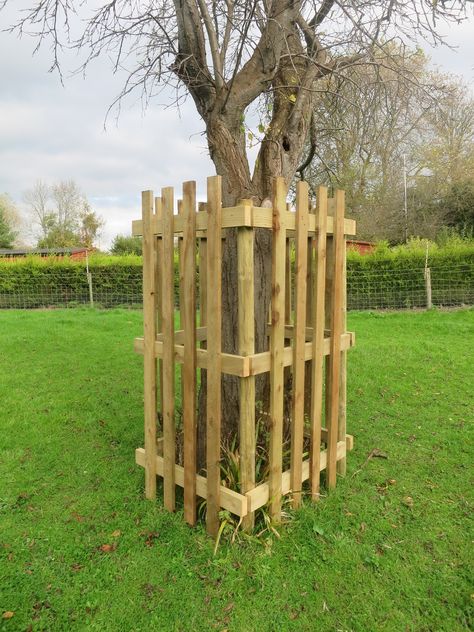 Tree Guard Ideas, Tree Protection Ideas, Fence Around Tree, Christmas Tree Guard, Tree Guards, Sheep Barn, Tree Protection, Square Tree, Christmas Tree Fence