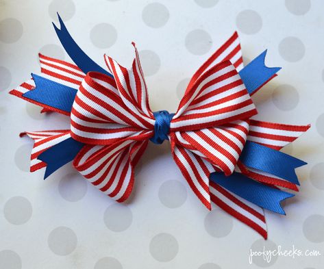 Layered boutique bow. Stop paying high prices and make your own DIY hair bows to match every little outfit. Boutique Bow Tutorial, Types Of Bows, Homemade Bows, Big Hair Bows, Hair Bow Tutorial, Bows Diy Ribbon, Bow Tutorial, Boutique Hair Bows, Boutique Bows