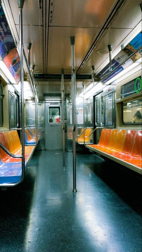 Modern Train Interior, Train Perspective Drawing, Liminal Train Station, Train Reference Photo, Train Interior Aesthetic, Train Car Aesthetic, Liminal Space Train, Aesthetic Train Photos, Car In Perspective