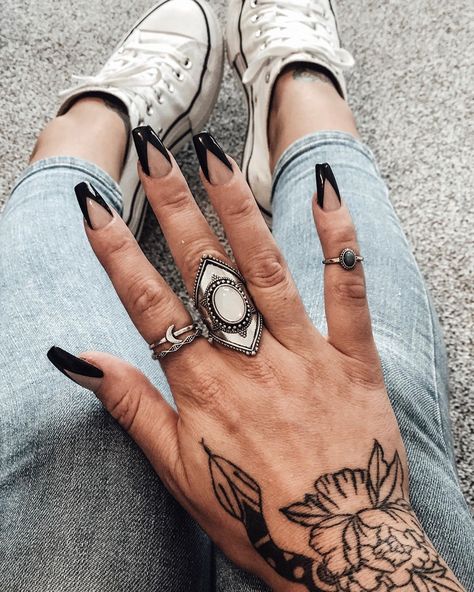 Black Edgy Nails, Wolverine Nails, Country Acrylic Nails, Cowboy Nails, Western Nails, Black Pinterest, Short Coffin, Edgy Nails, Short Coffin Nails