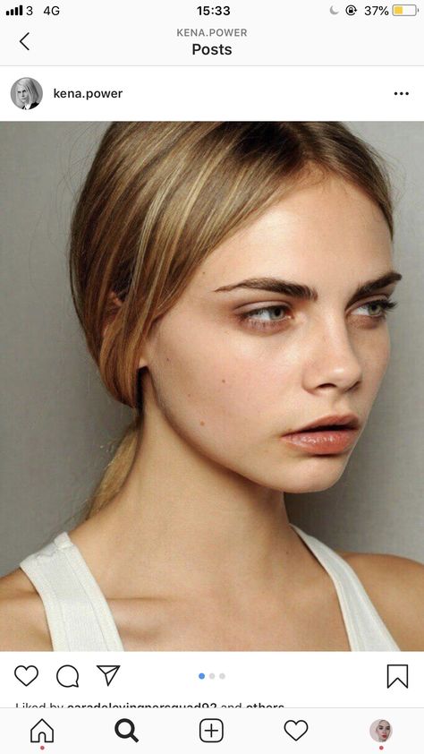 Cara Delevingne Photoshoot, Beige Blond, Hair Topper, Models Makeup, Inspiration Photography, Hair Density, Natural Lighting, Makati, Cara Delevingne