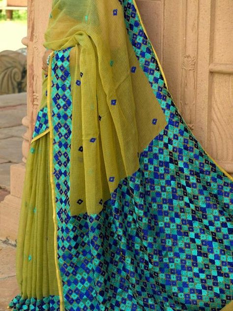 Phulkari Saree Saree Types, Phulkari Saree, Phulkari Embroidery, Kutch Work Designs, Ladies Jewellery, Phulkari Dupatta, Kutch Work, Kantha Embroidery, Saree Blouses