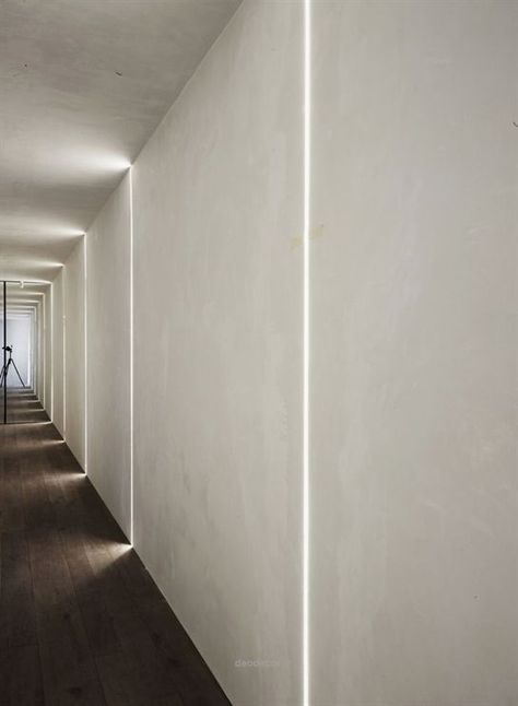 Trendy Lighting, Hidden Lighting, Corridor Design, Corridor Lighting, Hallway Designs, Hallway Design, Indirect Lighting, Design Career, Linear Lighting