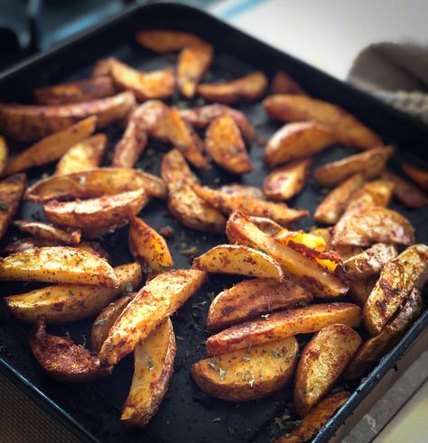 Peri Peri Potatoes, Potato Snack, Cheese Wedge, Potato Snacks, Potato Recipes Side Dishes, Peri Peri, Tater Tots, Cardamom Powder, Hash Browns