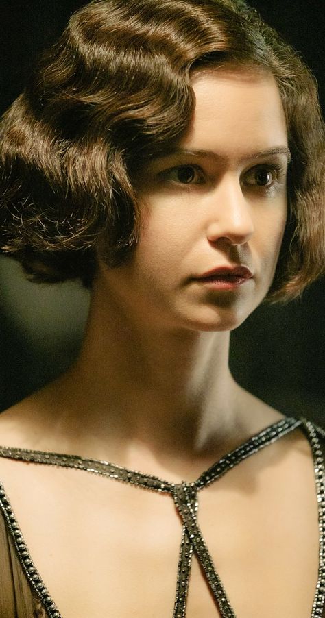 Porpentina Goldstein, Fantastic Beasts Series, Tina Goldstein, Fantasic Beasts, Fantastic Beasts Movie, Katherine Waterston, The Crimes Of Grindelwald, Welcome To Hogwarts, Hollywood Girls