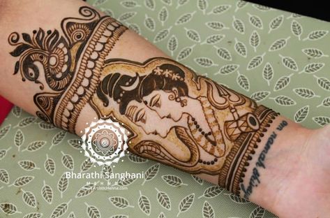 Shiv-Parvati 🙏🏼 | Artist: Bharathi Sanghani Mehendi Mehendi For Mahashivratri, Mahashivratri Mehndi Design, Jaya Parvati Mehndi, Shiv Parvati Mehndi Design, Shiv Parvati Mehendi Design, Mahadev Mehndi Design, Portrait Mehendi, Mahadi Design, Bridal Sketches