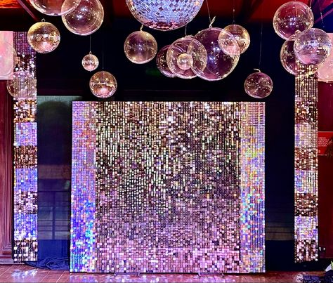 Glitter Glam Party Decorations, Disco Theme Backdrop Ideas, Disco Glam Party Decorations, Glitz And Glam Party Theme, Disco Glam Party, Studio 54 Party, Speakeasy Party, Disco Birthday Party, Disco Party Decorations