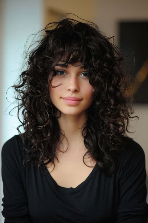 Curly Brown Hair With Bangs, Curly Hair Cuts With Bangs, Curls With Bangs, Long Layered Hair With Bangs, Long Layered Curly Hair, Curly Hair Fringe, Long Curly Haircuts, Curly Hair Natural, Natural Curly Hair Cuts