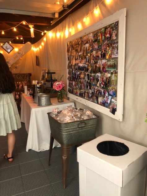 Grad Party Photo Wall, Graduation Party Photo Display Ideas, Grad Party Picture Display Ideas, Grad Party Picture Display, Grad Party Photo Display, Grad Party Themes, Graduation Photo Boards, Graduation Photo Displays, Grad Party Theme